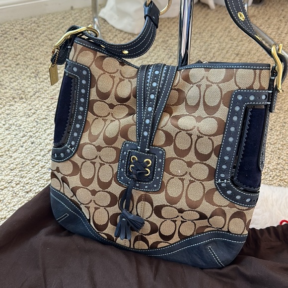 BRAND NEW COACH SHOULDER BAG - Picture 3 of 9